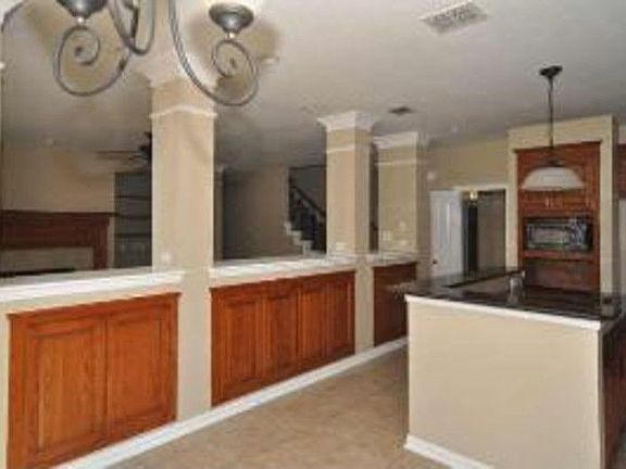 5th image of 2319 Angel Falls Dr