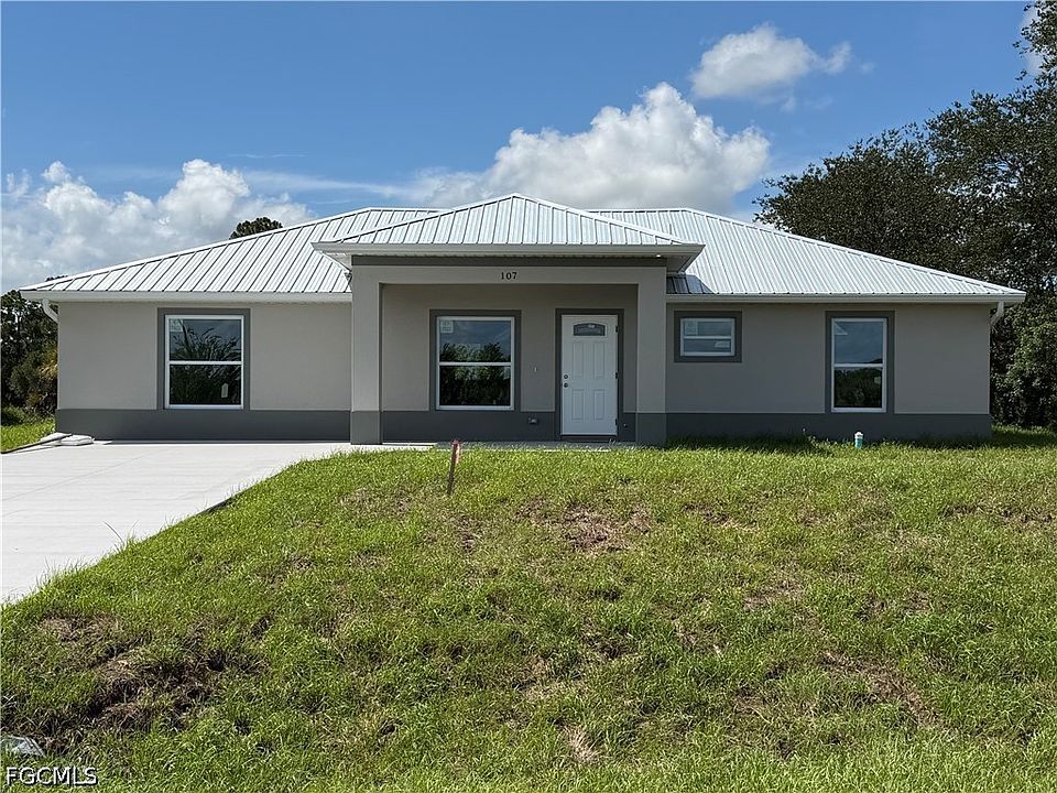 1st image of 107 Concord Loop