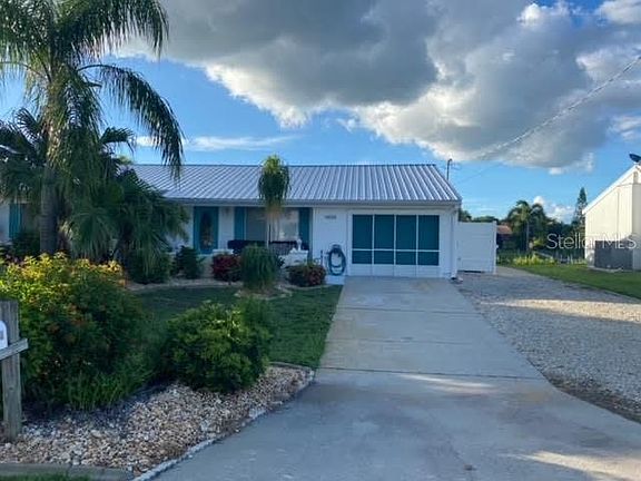 3rd image of 18058 Avonsdale Cir