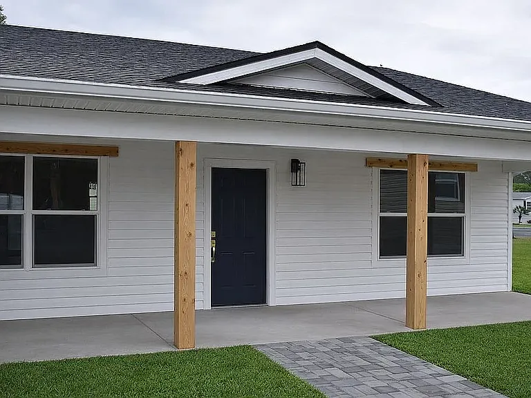 102 Gator Ct — Photo 4