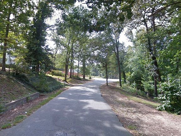 3rd image of 109 S Cleveland Park Dr