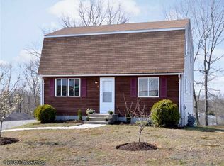 7 Quiver Dr, West Warwick, RI 02893