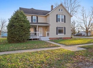 115 W 2nd St, Gridley, IL 61744