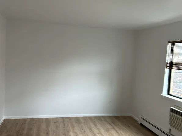 7117 Park Avenue image 8 of 16