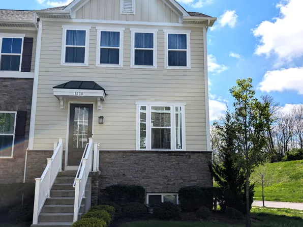 1000 Mohawk Ln, Mars, PA 16046