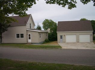 433 Jackson St, Marquette, MI 49855
