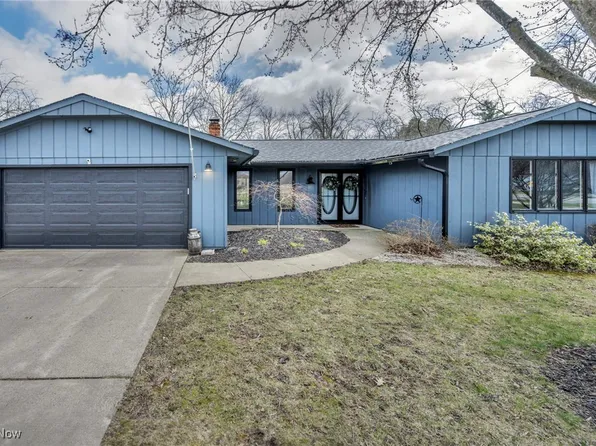 15401 W River Rd, Columbia Station, OH 44028