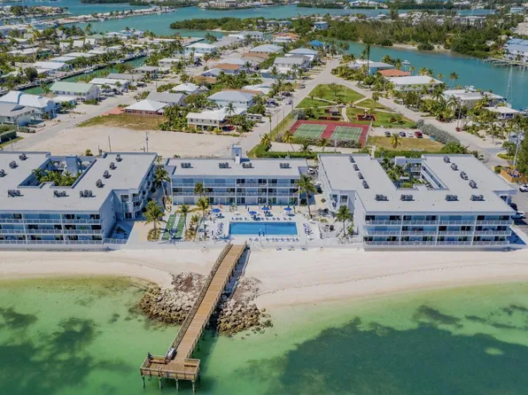 201 E Ocean Dr #104, Key Colony Beach, FL 33051