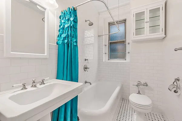Sold by Thrasher Real Estate | media 5