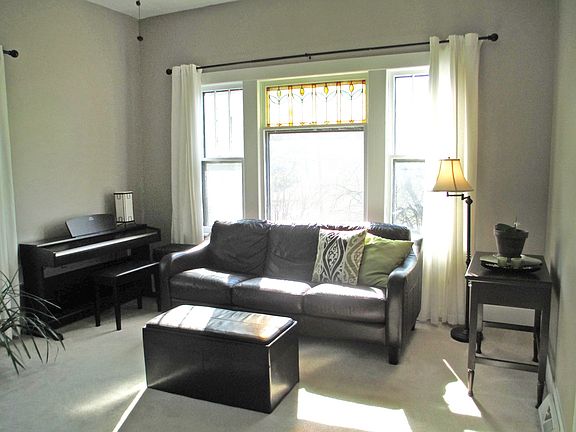 4th image of 100 Water St