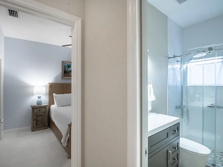 6571 Talon Bay Dr — Photo 45