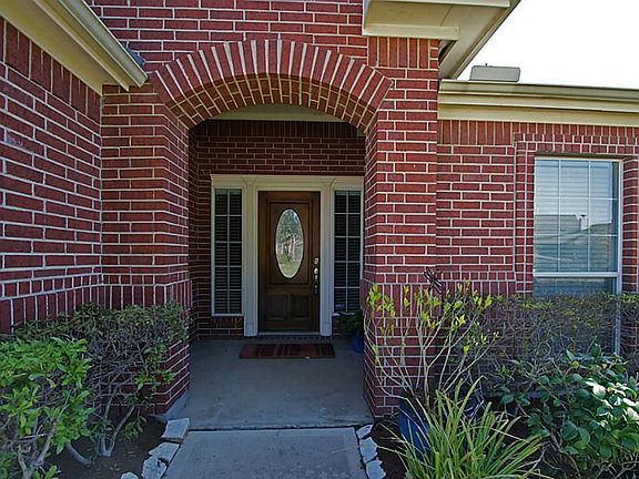3rd image of 26611 Abbey Springs Ln