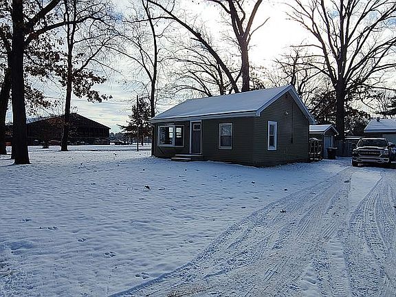 3rd image of 1803 Leininger Ave