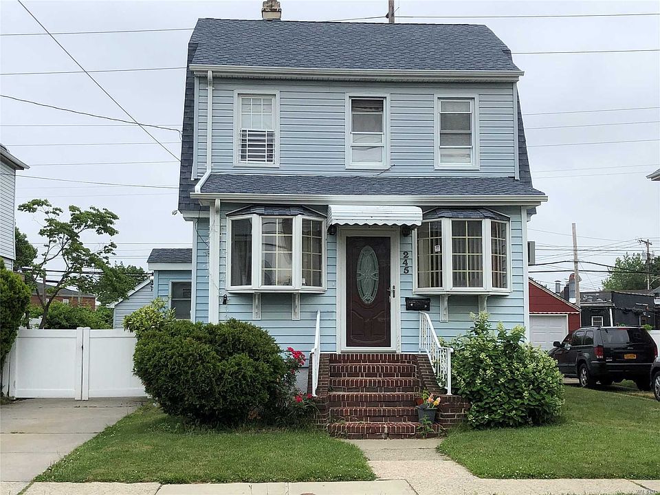 2nd image of 245 Cochran Pl