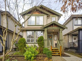 24121 102a Ave, Maple Ridge, BC V2W 2B3