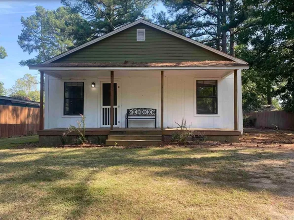616 Apple St, Kensett, AR 72082