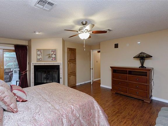 5th image of 1925 Highland Park Cir