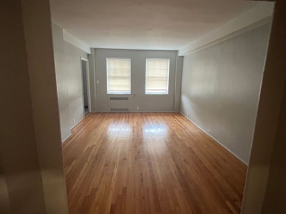 1st image of 7 May St APT 206
