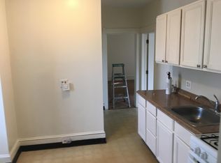 14 Cherry St APT A, Willow Grove, PA 19090