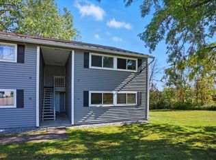 124 Quarry Hill Rd APT 27, South Burlington, VT 05403