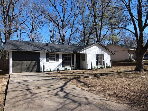 2nd image of 2414 Pinkerton Dr