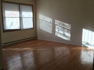 5023 Columbus Dr APT B, Oak Lawn, IL 60453