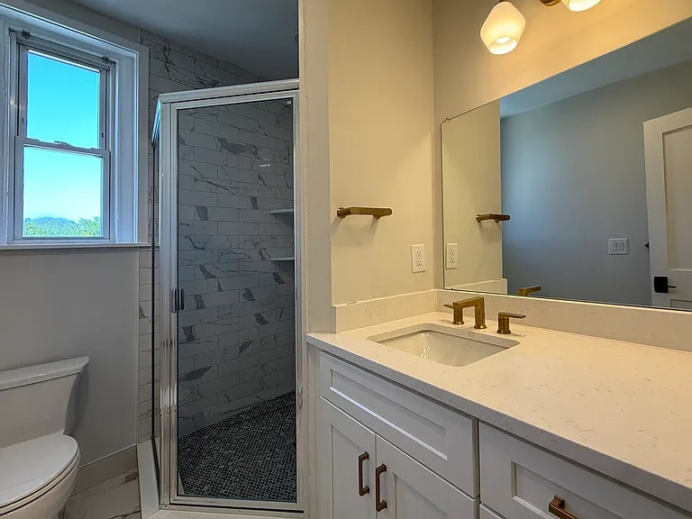 26 Main St #6 — Photo 6