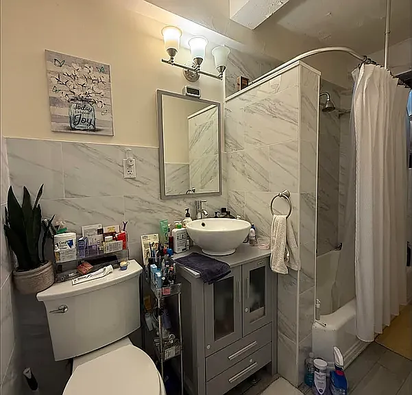 22-27 76th St #1B — Photo 3