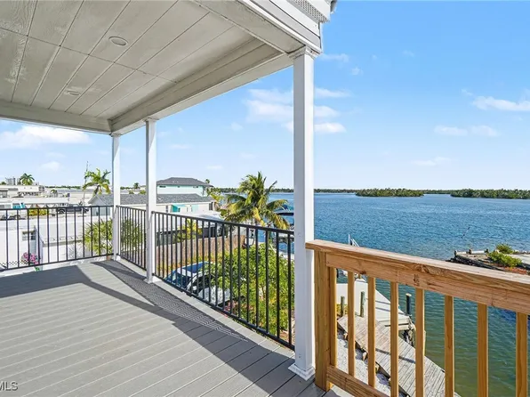 69 Emily Ln, Fort Myers Beach, FL 33931