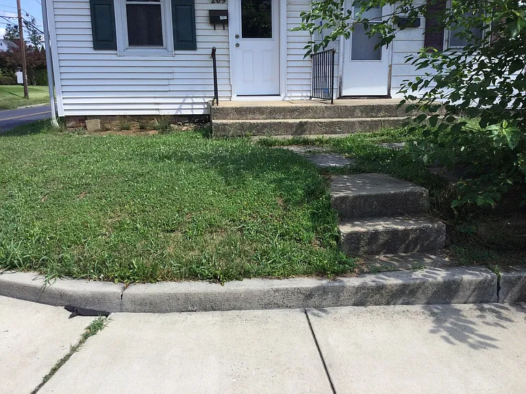 209 W Frederick St — Photo 98