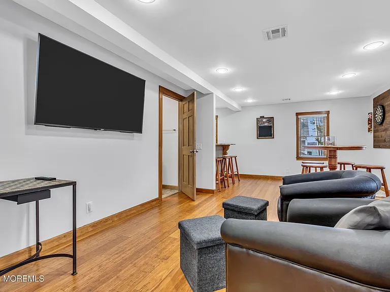 492 Ocean Ave — Photo 29