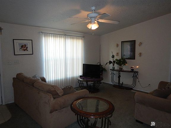 5th image of 834 N Deena Dr