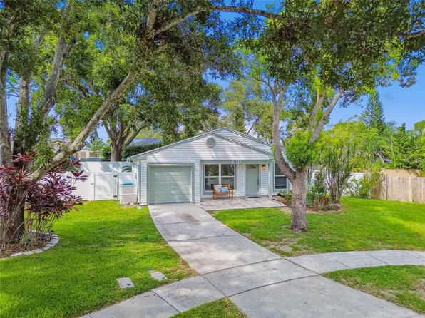 3871 Berkshire Ct, Palm Harbor, FL 34684