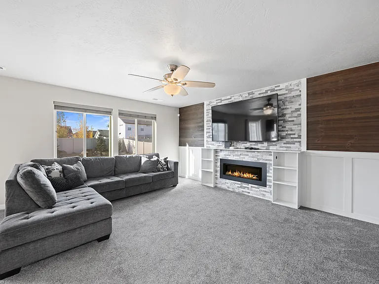 15335 Stovall Ave #A — Photo 11