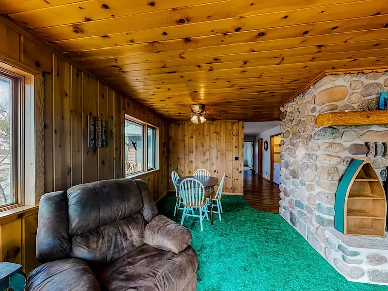 1925 E Mitten Lake Ln — Photo 22