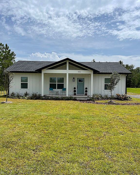 1st image of 5841 SE County Road 21b