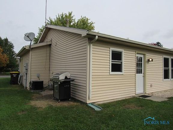 2nd image of 105 Westwood Pl