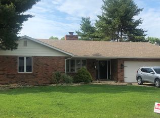 2555 Westmoreland Dr, Granite City, IL