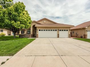 5107 Almondcrest Dr, Pueblo, CO 81005