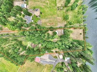 12240 Modoc Rd #A, Central Point, OR 97502