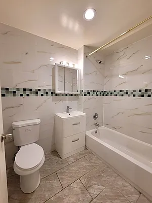 Rented by Highline Residential | media 10