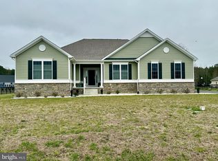 24587 Hollytree Cir, Georgetown, DE 19947