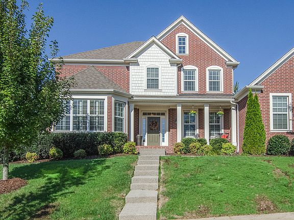 4th image of 424 Lena Ln