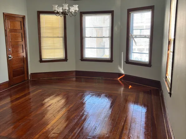210 Whitman St #2, New Bedford, MA 02745