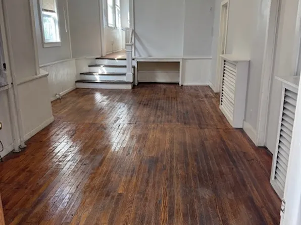 2369 S Howell Ave #2369, Milwaukee, WI 53207