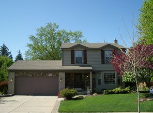 1088 Baker Ct, Troy, MI 48083