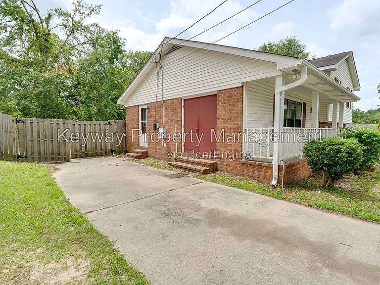 3638 Karleen Rd — Photo 3