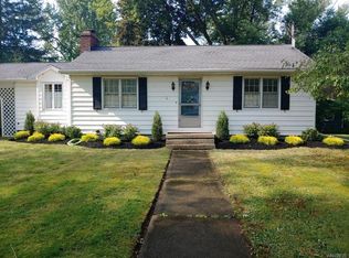 29 Holmes Pl, Fredonia, NY