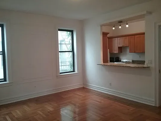 Rented by Grand Group Realty | media 2