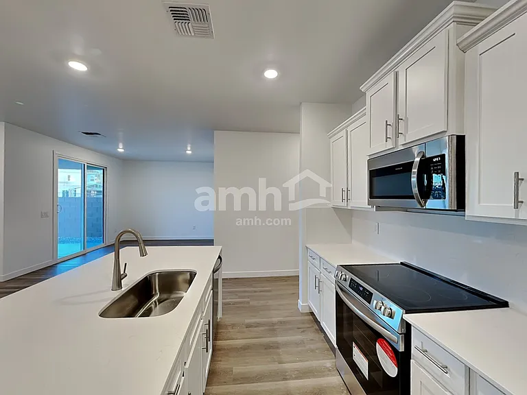 12252 W Burruel Creek Ln — Photo 3
